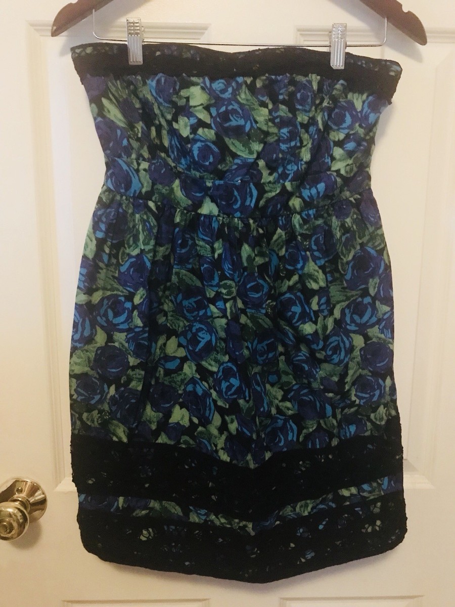Womens Urban Outfitters Kimchi Blue/Green Floral Strapless Dress Size 4 - party Womens Urban Outfitters Kimchi Blue/Green Floral Strapless Dress Size 4 - party
