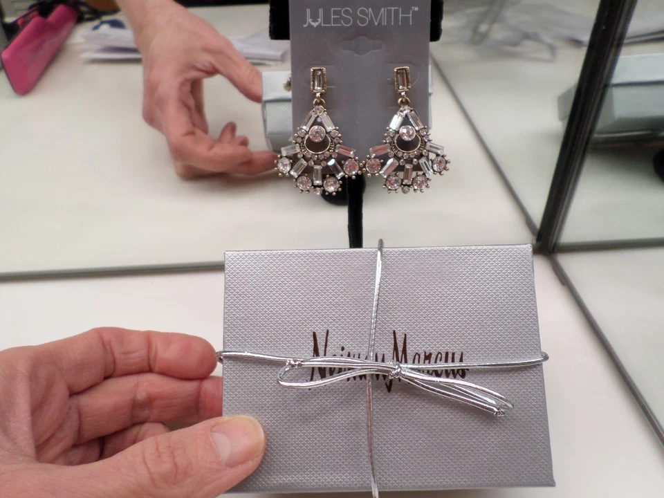 PENDIENTES ARAÑA JULES SMITH SONIA NUEVOS - COMPRADOS EN NEIMAN MARCUS Foto 2 de 3