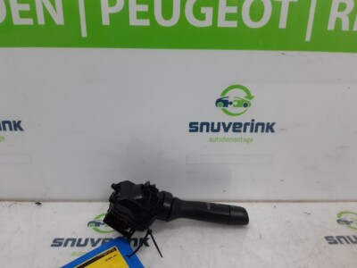 COMMODO ESSUIE-GLACE Peugeot 107 Hatchback 1.0 12V (384F(1KR)) 2010 ...