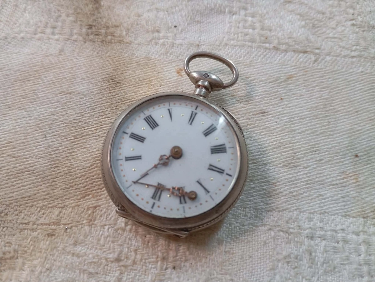 MONTRE ANCIENNE À gousset en argent, fin 18ème, chaîne argent