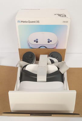 Meta Oculus Quest 3S (256GB, White) VR Headset in Box - Fully Functional! #1