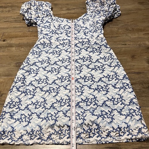 Adelyn Rae “Greta” Lace Mini Dress Floral Print Puff Sleeves Dress Size Small - Picture 11 of 19