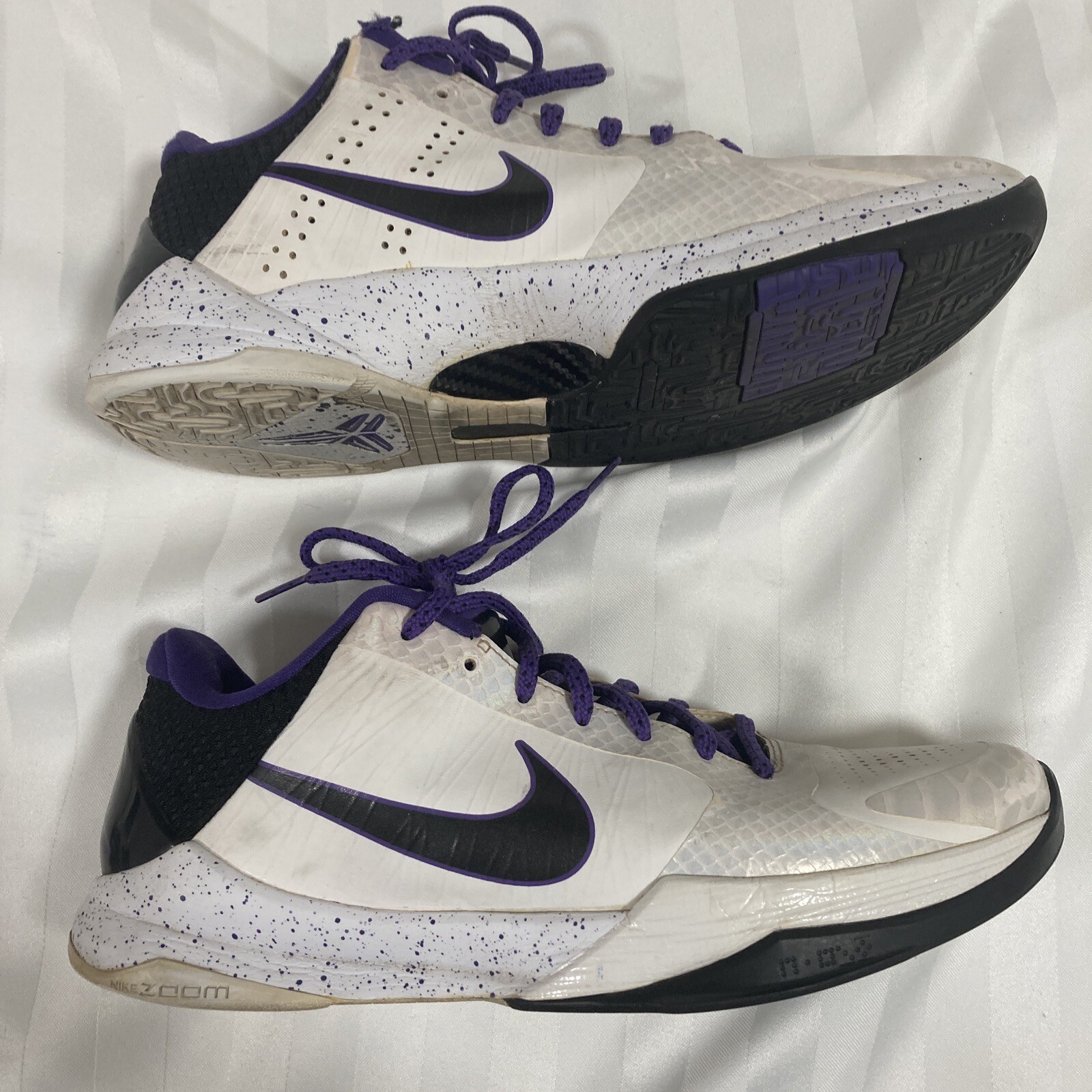 Nike Kobe 5 Inline Mens Size 10 White Purple Basketball Shoes Used Rare
