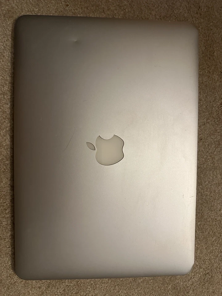 Apple MacBook Air 13" 2012 · i7 · 8GB · 256GB, photo 1 of 5