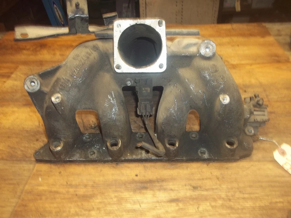 Conjunto de colector de admisión de motor DAEWOO LEGANZA 98-02 NUBIRA 1997-2002 2,0 L FABRICANTE DE EQUIPOS ORIGINALES Foto 2 de 4