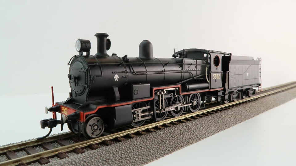 ARM 87051 NSWGR D55 K Class 2-8-0 Consolidation Steam Loco Oil Tender 1:87 - Image 2 of 4