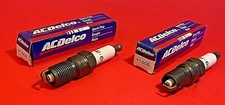 NOS OEM GM AcDelco 41-606 Spark Plugs LOT OF 2