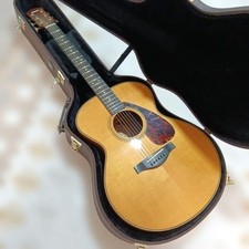 Yamaha LJ26 Acoustic Guitar with Hard Case Used