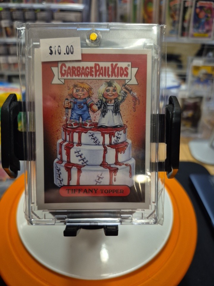 2019 Garbage Pail Kids Slasher Film Sticker Tiffany Topper 2b