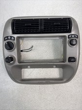 95-04 Ford Ranger Dashboard Trim Radio Heater Bezel Wvents Oem 4x4 Fog Lights 95-04 Ford Ranger Dashboard Trim Radio Heater Bezel Wvents Oem 4x4 Fog Lights