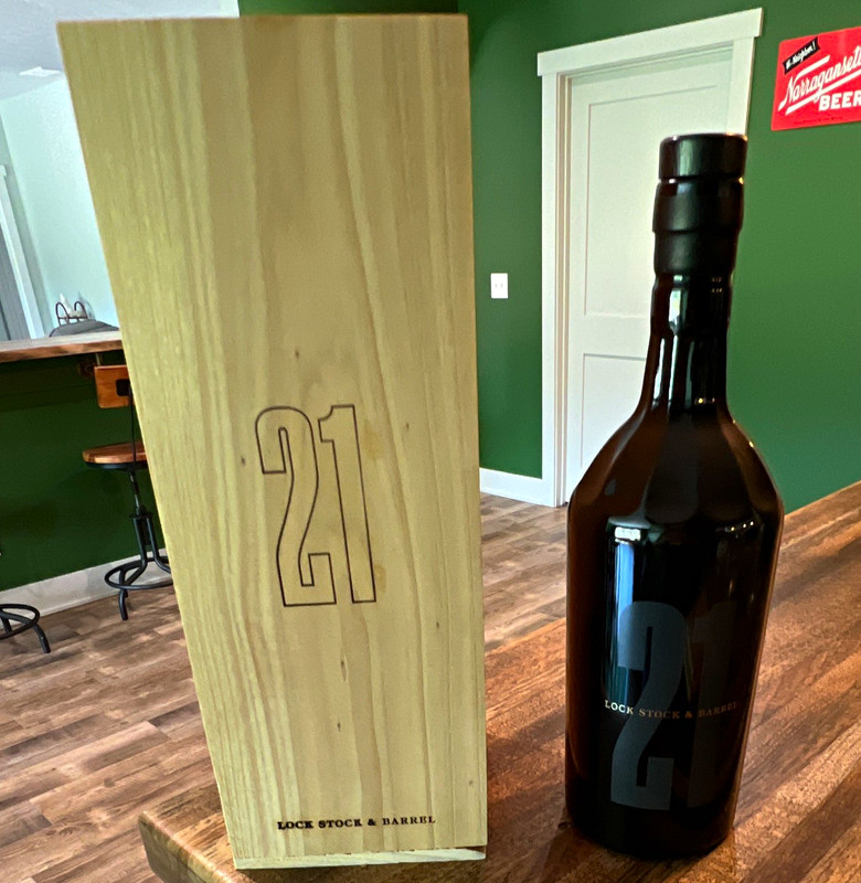 Lock Stock & Barrel 21 Straight Rye Whiskey 750 mL Bottle w/ Wooden Box