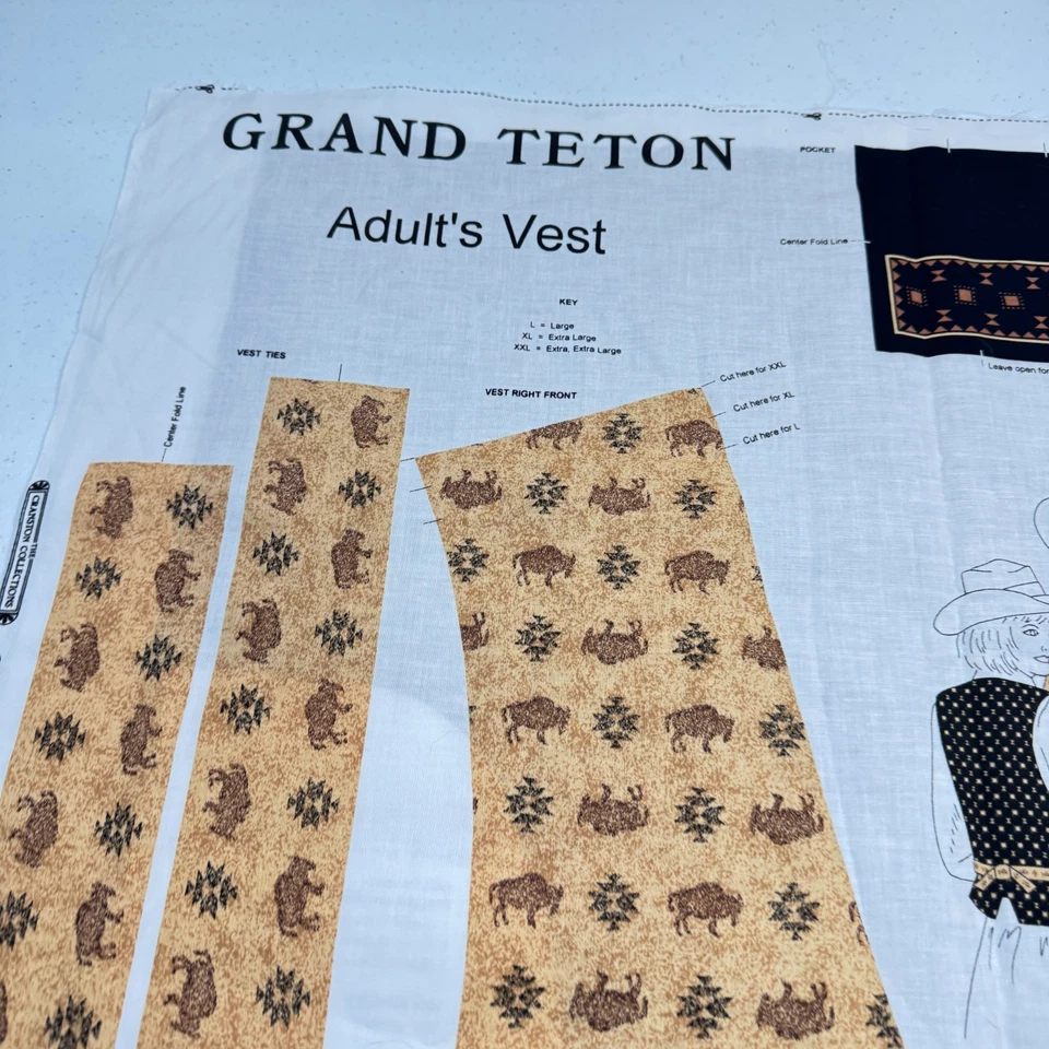 Panel de tela cranston algodón grand teton adulto chaleco safari animal temático Foto 3 de 4
