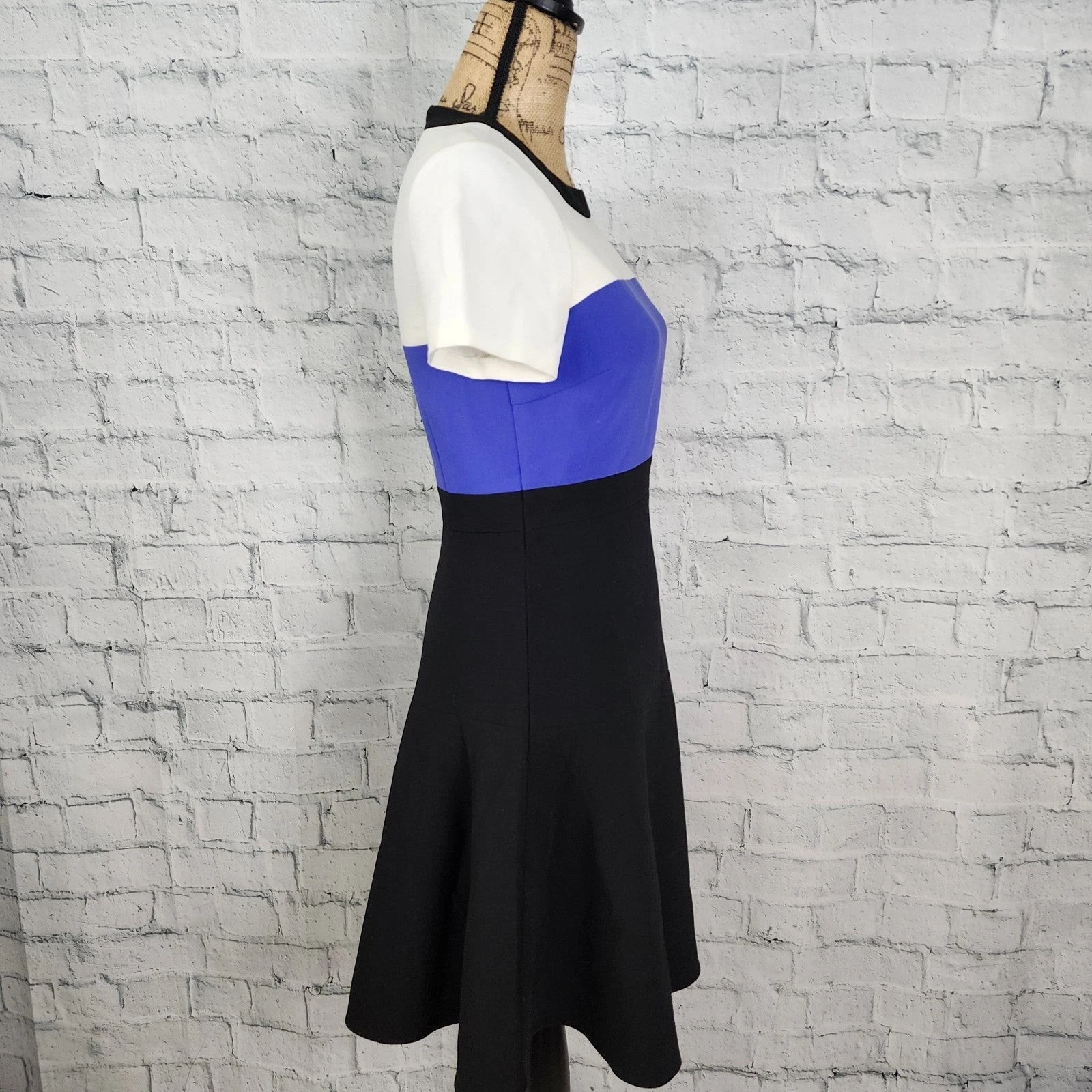 Abito Kate Spade colorblock crepe aderente e svasato taglia 2 manica corta zip A17