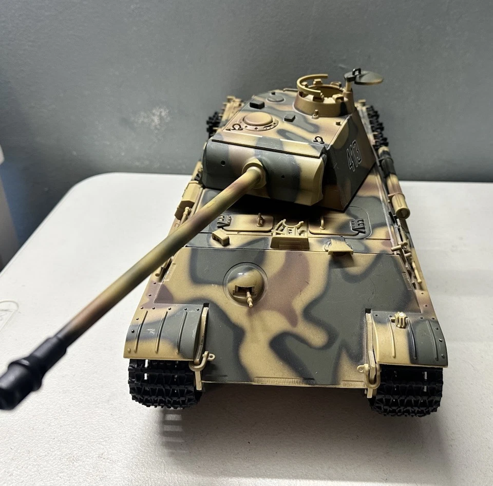 21st Century Toys Ultimate Soldier 1:18 German Panther Tank WWII Fast Shipping!! - Image 3 of 4