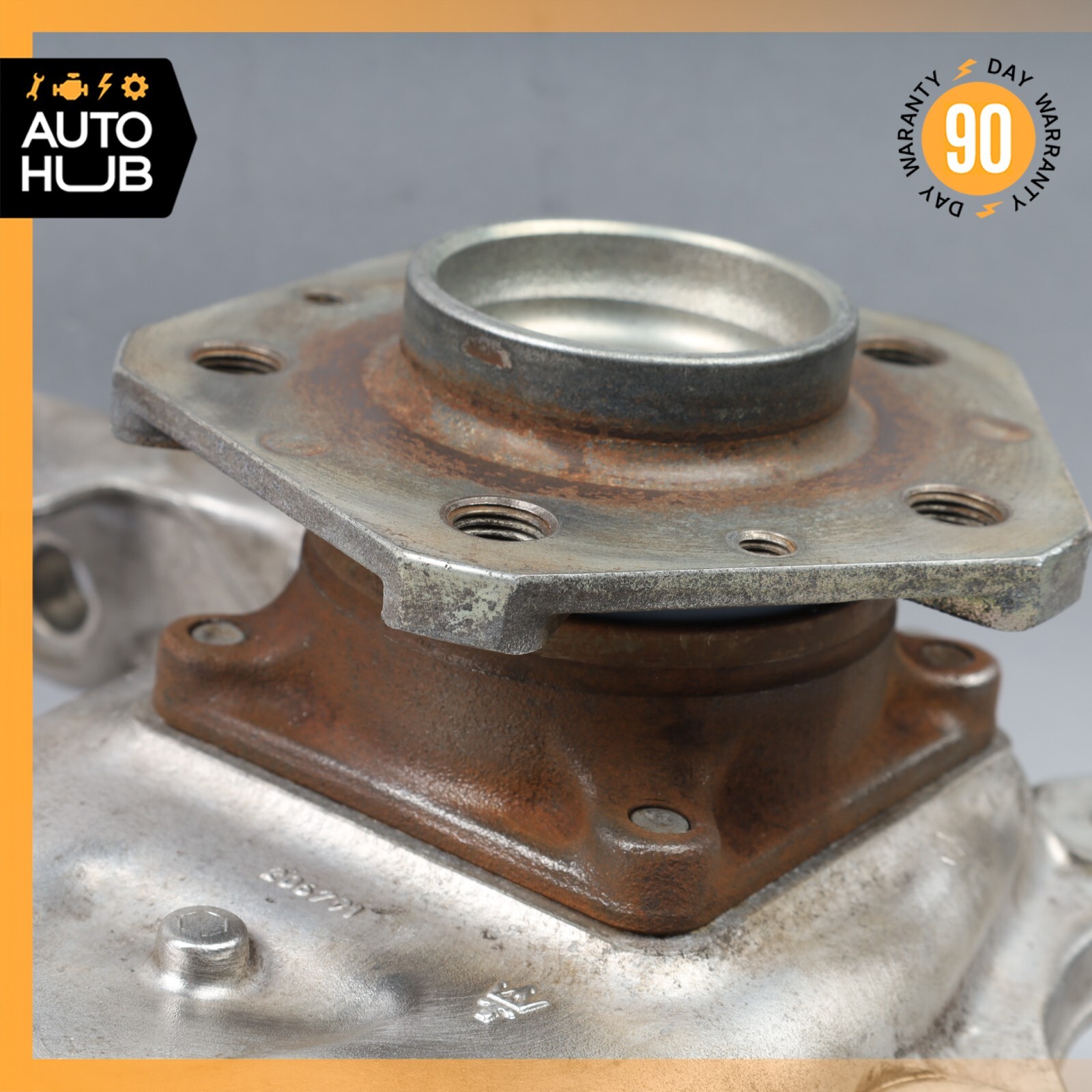 03-10 Maserati Quattroporte M139 Front Left Side Spindle Knuckle Hub OEM