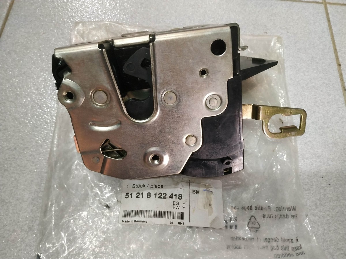BMW E36 door lock front right SEDAN RHD !NEW! !GENUINE