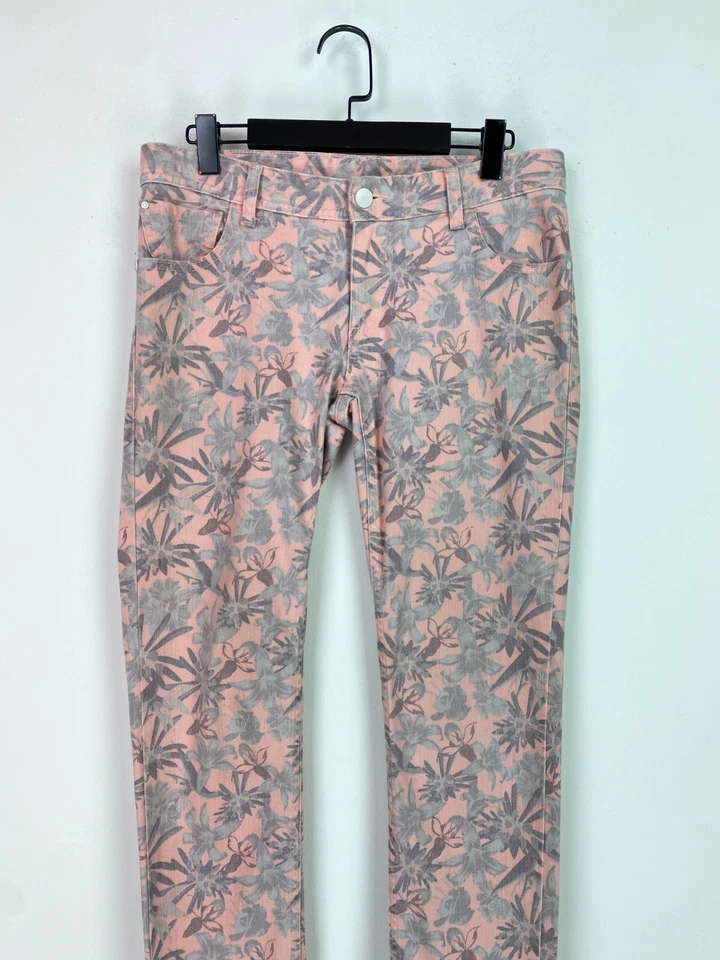 Pantalones de mezclilla Adidas Neo Label ajustados tiro bajo 5 bolsillos rosa floral talla W29 L30 Foto 3 de 4
