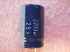 2200uF 25V 20 ALUM ELECTROLYTIC CAPACITOR ECE-A1EU222 LOT OF 5 