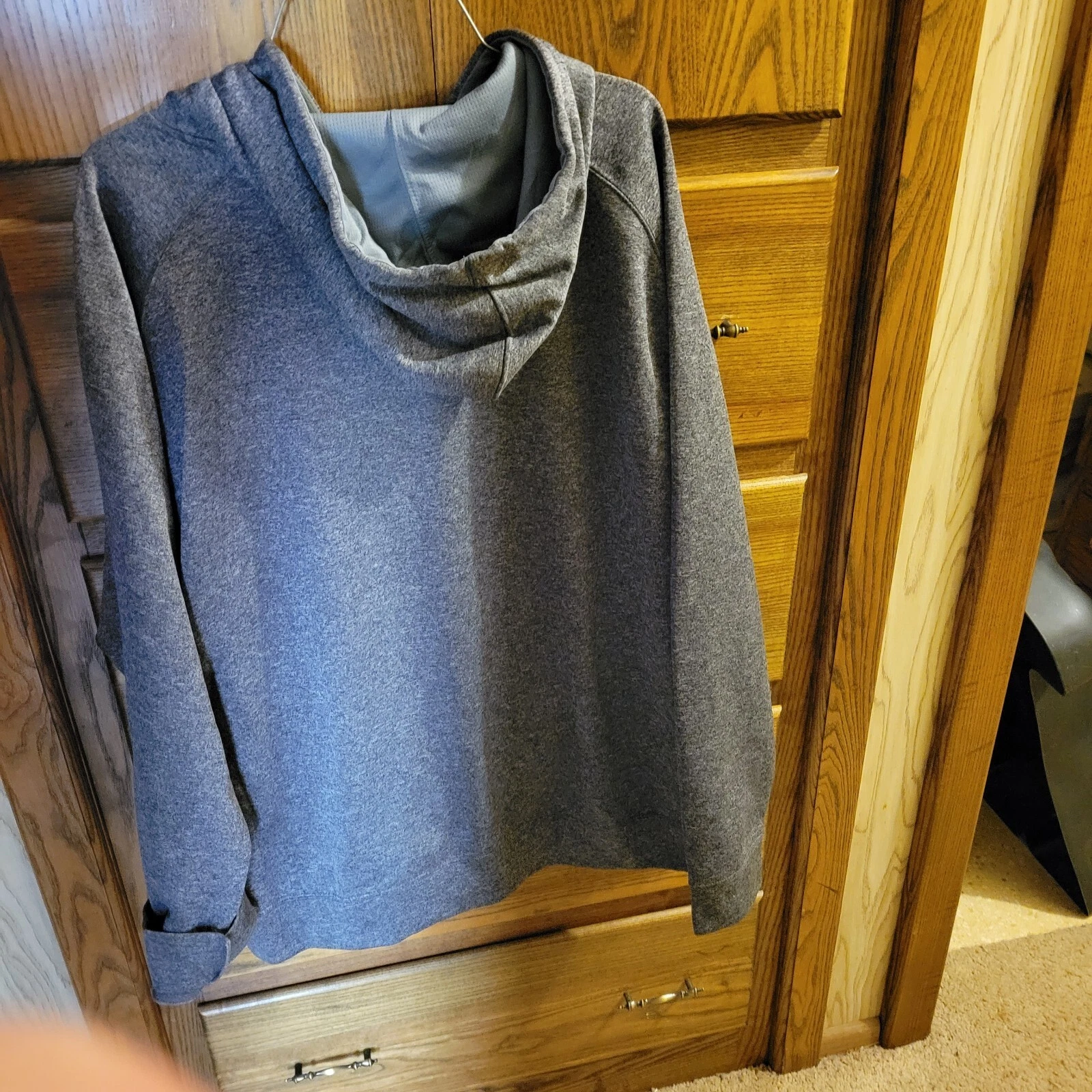 VETEMENTS Oklahoma Sooners Pullover Felpa con Cappuccio Taglia Large Abbigliamento Cavalieri Grigio