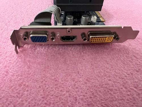 ASUS GeForce EN8400GS 512MB EN8400GS SILENT/DI/512MD2(LP) High Profile - Picture 4 of 4