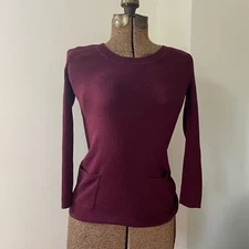 Banana Republic Silk Blend Burgundy Pullover with front pockets 3/4 sleeves