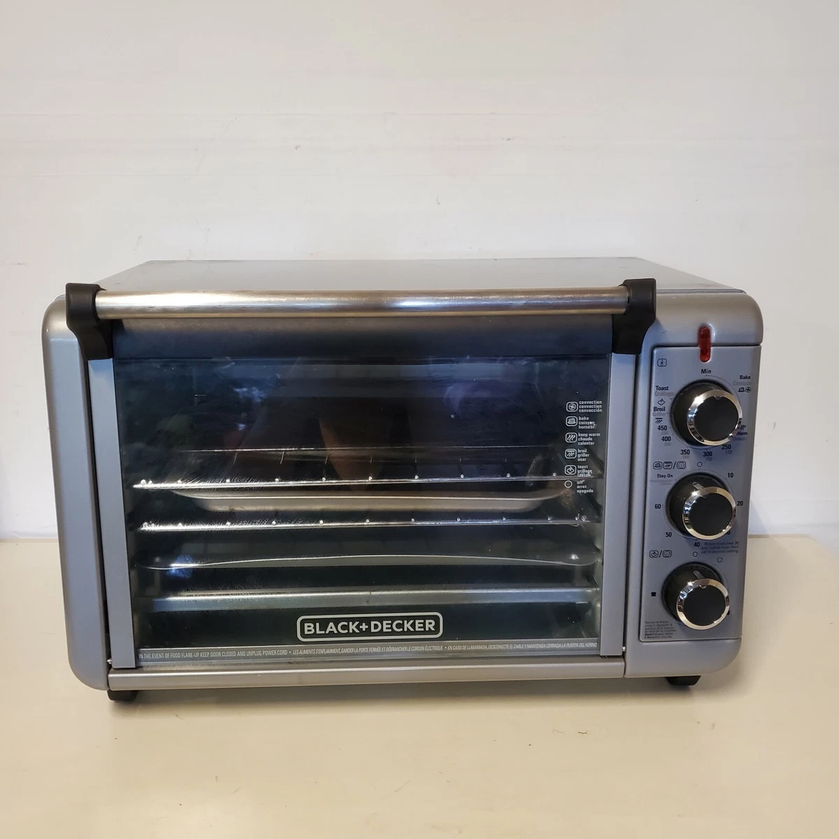 BLACK+DECKER 6-Slice Stainless Steel Convection Toaster Oven (1500-Watt) in  the Toaster Ovens department at