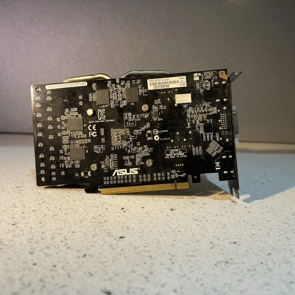 ASUS STRIX GTX 750Ti OC 2GB STRIX-GTX750TI-OC-2GD5 GDDR5 PCIe GRAPHICS CARD - Image 3 of 4