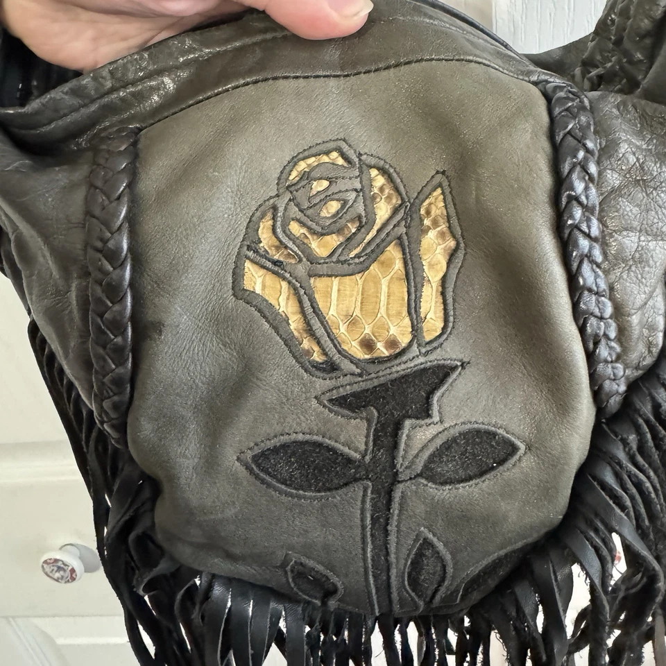 Bolso de Hombro Hobo Y2K De Colección Cuero Negro Flecos Rosa Recorte Grunge Años 90 Moto Foto 3 de 4