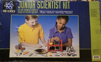 edu science JUNIOR SCIENTIST KIT 300 Experiments 1999 