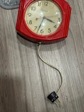 TELECHRON MODEL 2H19 ART DECO ELECTRIC WALL CLOCK 1940'S WORKS GREAT!