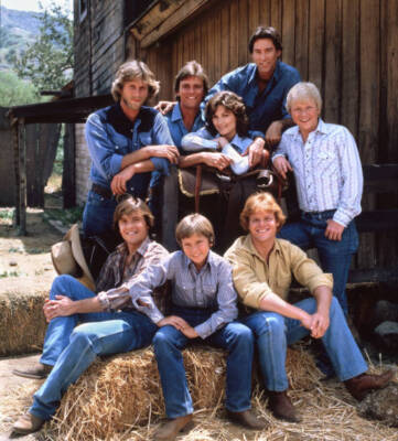 Roger Wilson Richard Dean Anderson on 7 Brides For 7 Brothers 1982 Old Photo