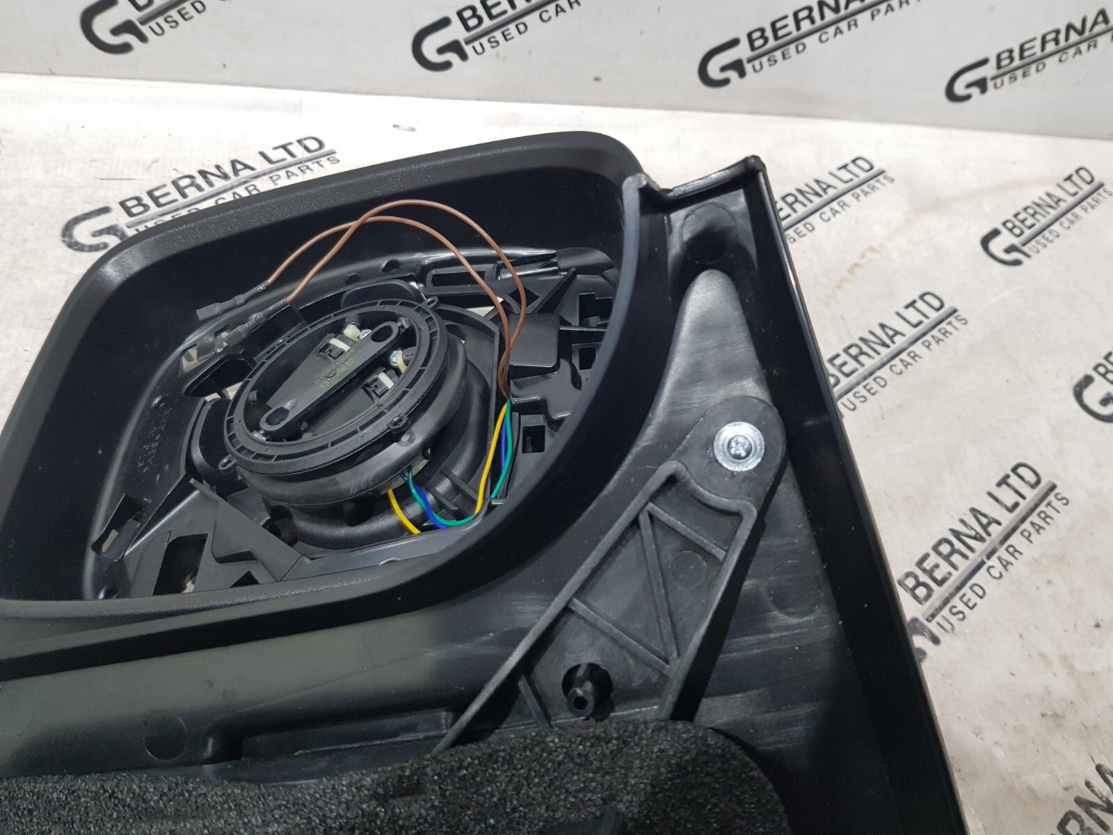 2017 Vauxhall VIVARO 4 Door Van 95528889 Wing Mirror OS Right 