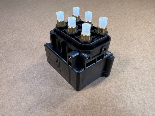 Unidad de válvula de suspensión neumática RAPA para Audi A6 Allroad Avant C6 4F A8 D3 4E Phaeton D1 - Imagen 11 de 12
