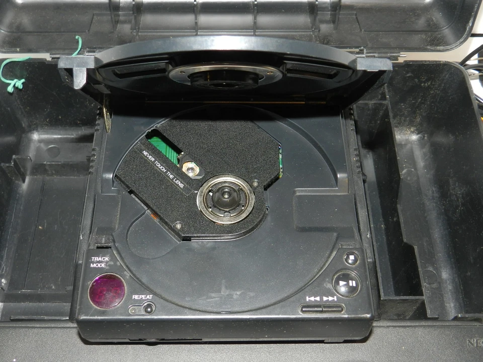 TurboGrafx-CD 16 System Console w/ Docking Station + System Card + Case RARE - Image 4 of 4