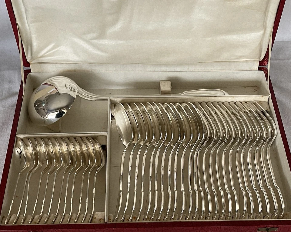 MENAGERE EN METAL ARGENTE ERCUIS MODELE FILET CHINON 37 PIECES - Photo 4/4