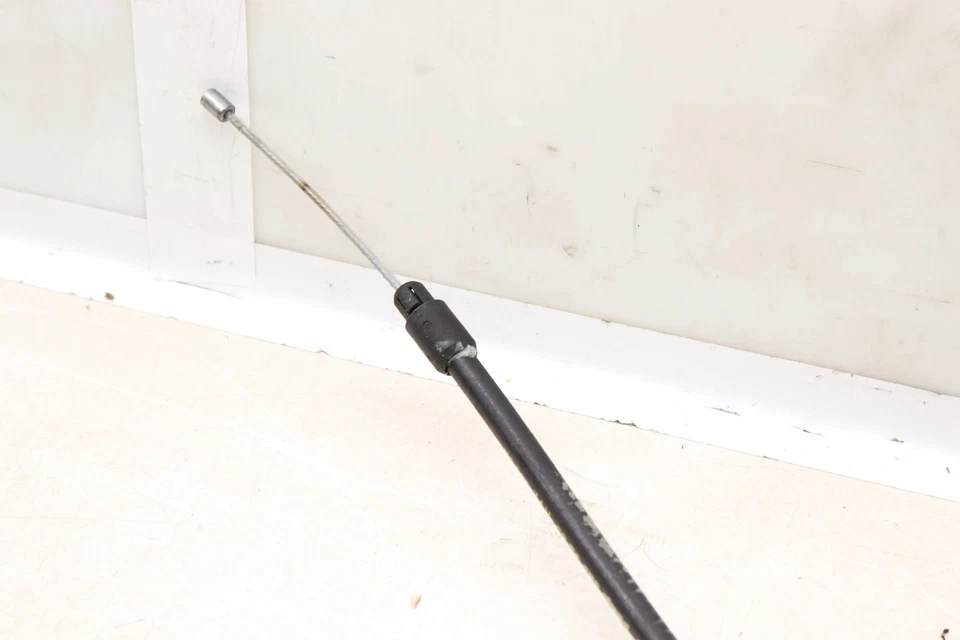 2013-2016 MERCEDES-BENZ E400 - Emergency / Parking Brake Cable 2124200285 - Image 2 of 4