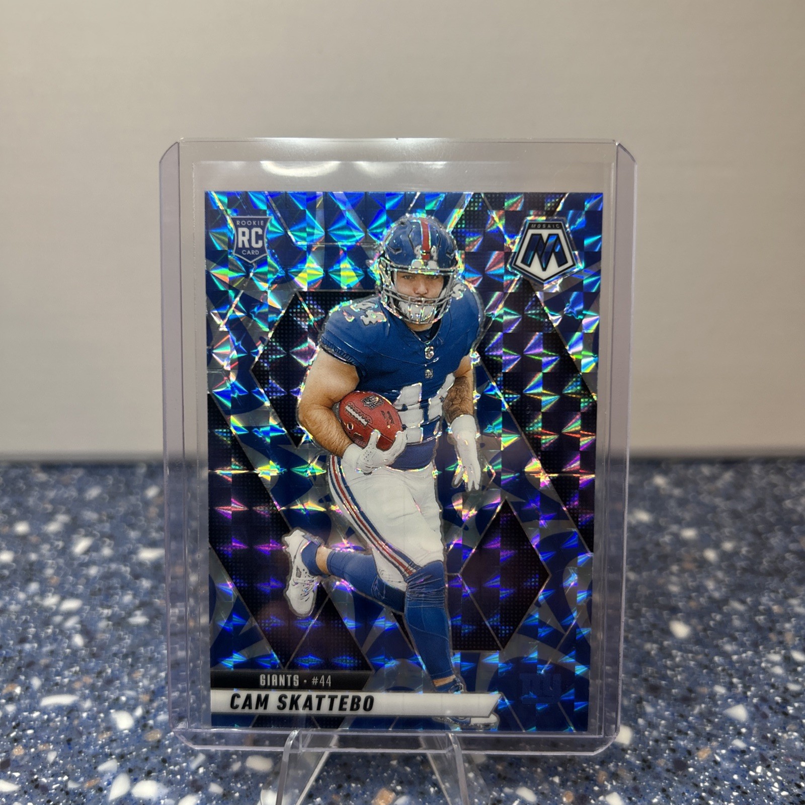 2025 Panini Mosaic Cam Skattebo No. 305 Prizm Reactive Blue RC Giants