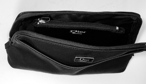Christian Dior Clutch Set /makeup bag set. Two Bags Small Bag Snaps Inside - Picture 3 of 7