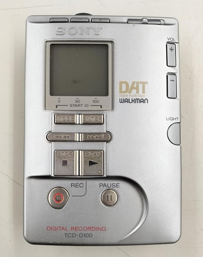 SONY TCD-D100 DAT Walkman Digital Audio Tape Recorder from Japan - Picture 10 of 10
