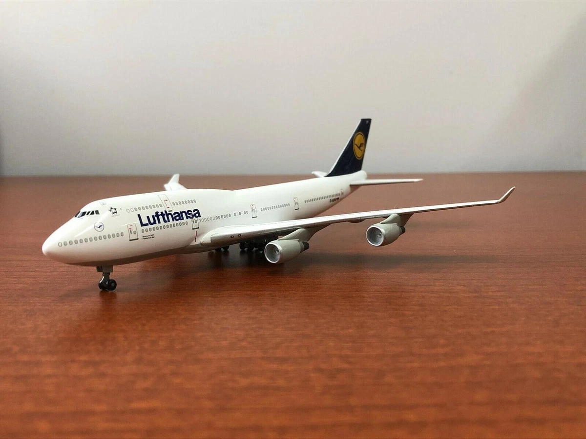 Preços baixos em Boeing 747 1:400 Aeronaves e espaçonaves de metal