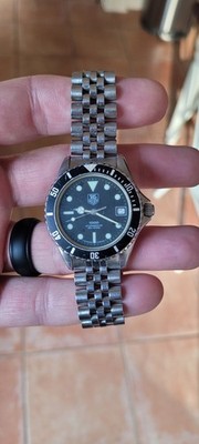 TAG Heuer 980.013D Mens 1000 Series Professional Quartz Watch Black Jubilee 200M