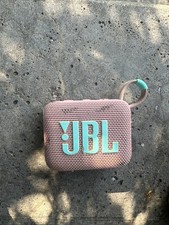 JBL Go 4 Tragbarer Bluetooth-Lautsprecher, Pink, JBL Pro Sound, Tief