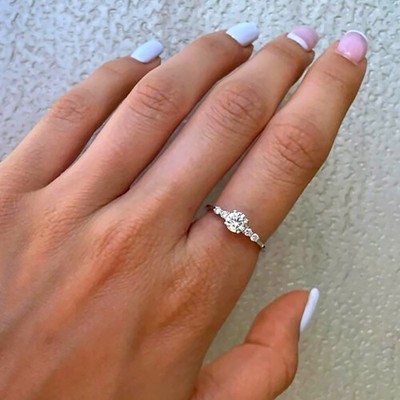 18 K Weißgold Verlobungsring Diamant Rundschliff E F VVS2 Lab Grown 0,68 ct