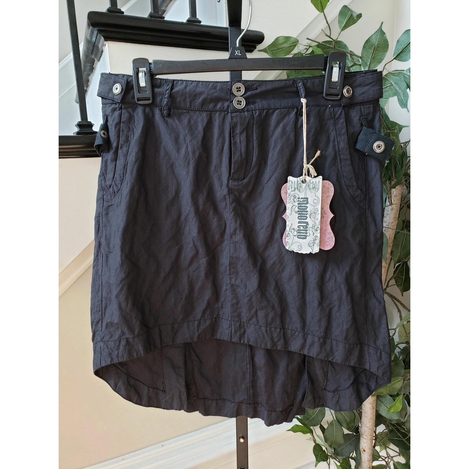 Monoreno A-Line Skirt Womens Medium Black Solid High Low Vent Back Dual Button