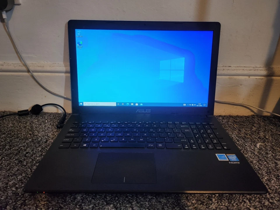 ASUS X551C - Intel Celeron - 4GB RAM - 500GB HDD - Free P&P - Image 2 of 4