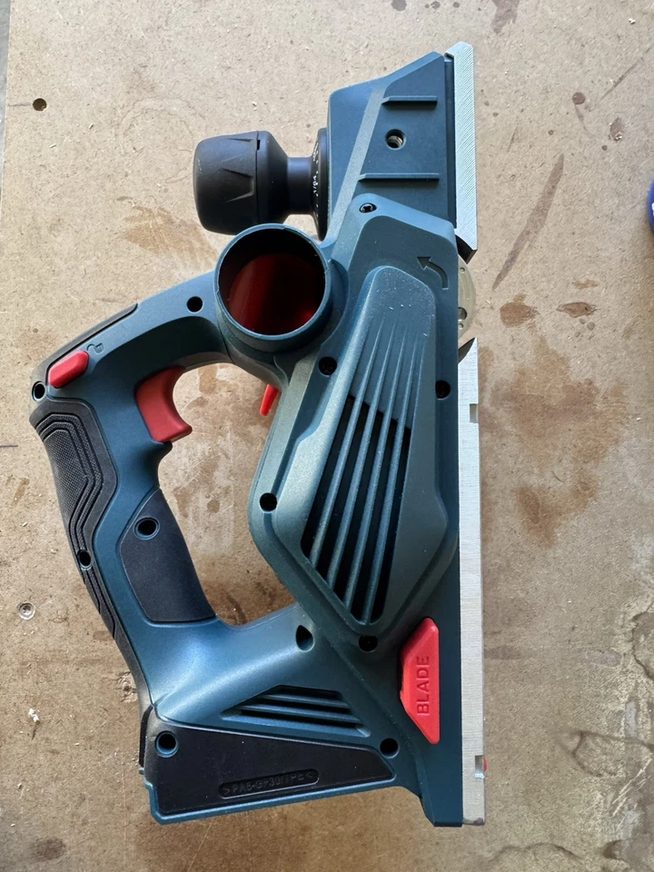 Cepilladora Bosch 18V, solo herramienta Foto 3 de 4