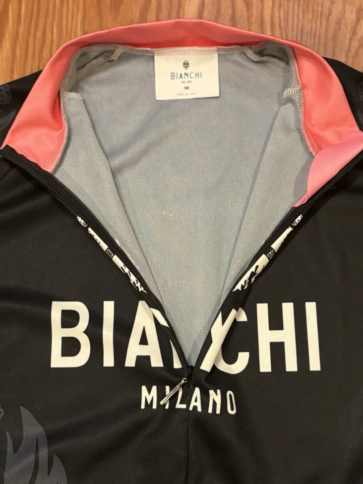 Camiseta de ciclismo Bianchi Milano negra y rosa manga corta media cremallera poliéster Italia Foto 3 de 4