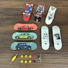 TECH DECKS LOT 8 Boards Dogs Cars Bulldog Yonnie Cruz Anderson’s Santa Cruz