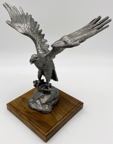 Michael Ricker Pewter Endangered Species III Bald Eagle w/Certificate #29 of 500 - Picture 7 of 14