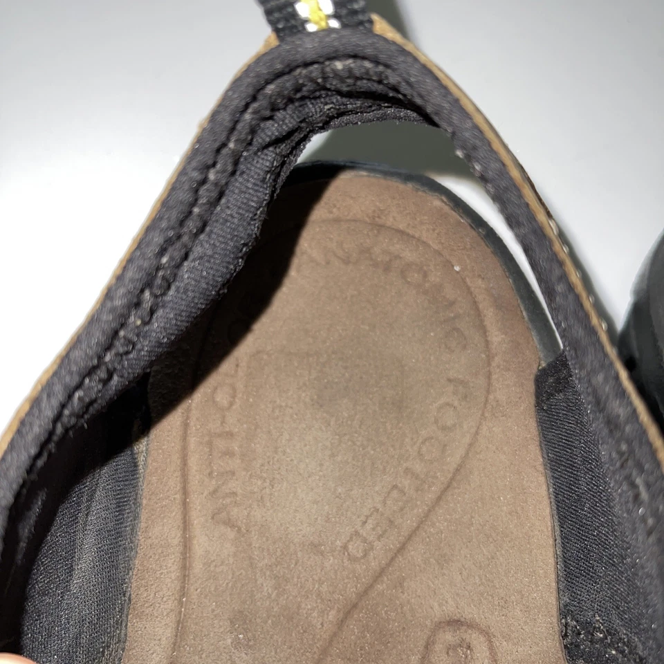 男式 Keen 防水皮革运动凉鞋 9 码闭趾。 二手状况完好! — 第 4/4 张图片